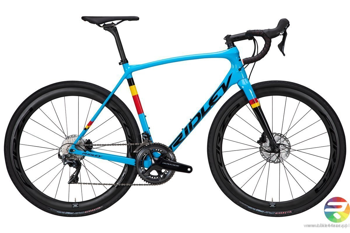 gravel bike 105 hydraulic