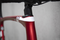 Road bicycle RIDLEY FENIX DISC - 105 Di2 2x12s - color FEN-01Bs (Candy Red Metallic-White-Battleship Grey)