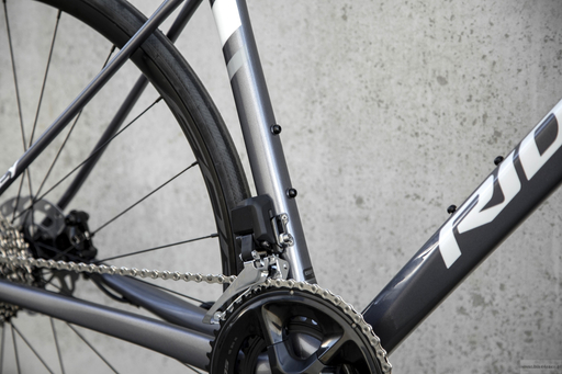 Rower szosowy RIDLEY FENIX DISC - Ultegra 2x11s - kolor FEN-01As (Arctic Grey Metallic-White- Battleship Grey)