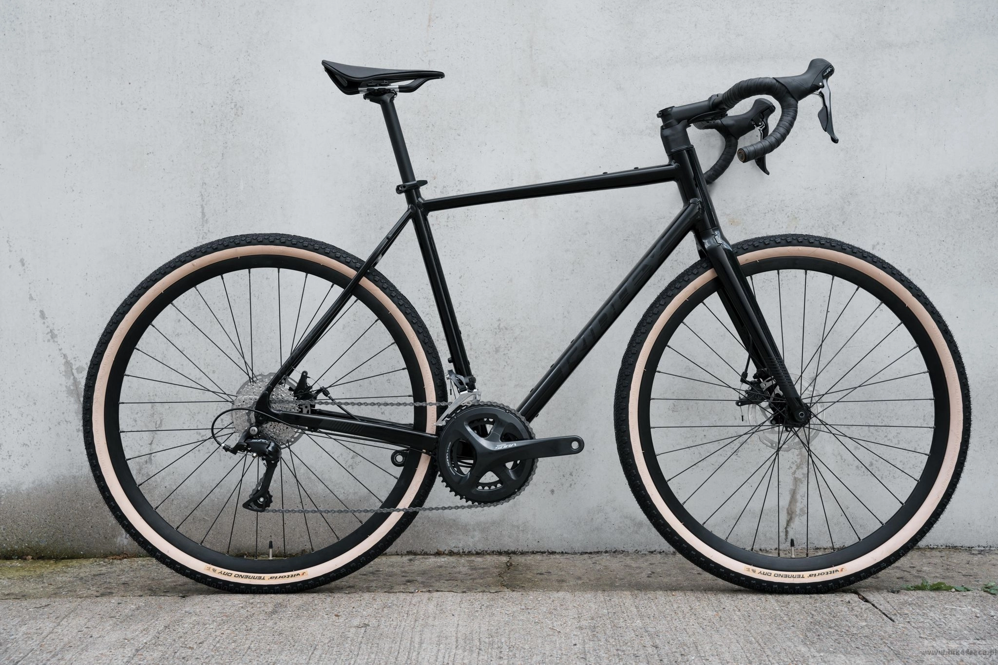 Gravel bicycle RIDLEY KALAZY Sora 2x9s kolor KEC-01Ams (Black)