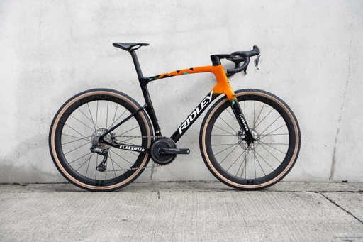 Rower gravel RIDLEY KANZO FAST - GRX800 Di2 Classified 1x11s - kolor D-1077R (Black-Rich Orange Metallic)