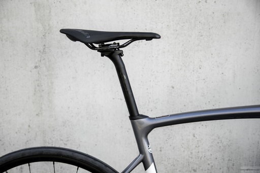 Rower szosowy RIDLEY FENIX DISC - 105 2x11s - kolor FEN-01As (Arctic Grey Metallic-White- Battleship Grey)