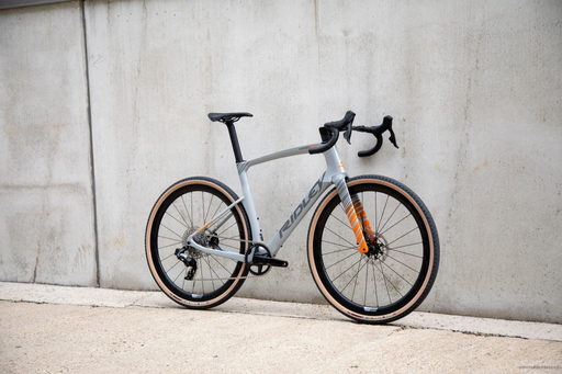 Rower gravel RIDLEY KANZO FAST - Rival eTap AXS XPLR 1x12s - kolor KAF-02As (Battleship Grey-Orange-Dove Grey) 