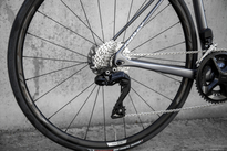 Road bicycle RIDLEY FENIX DISC - Ultegra 2x11s - color FEN-01As (Arctic Grey Metallic-White- Battleship Grey)
