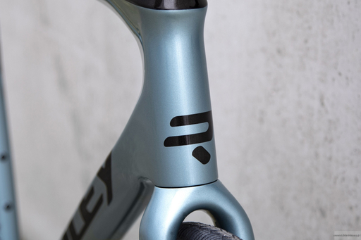 Road bicycle RIDLEY FENIX DISC - 105 Di2 2x12s - color FEN-01Cs (Venice Blue Metallic-Black Metallic-Empress Grey Metallic)