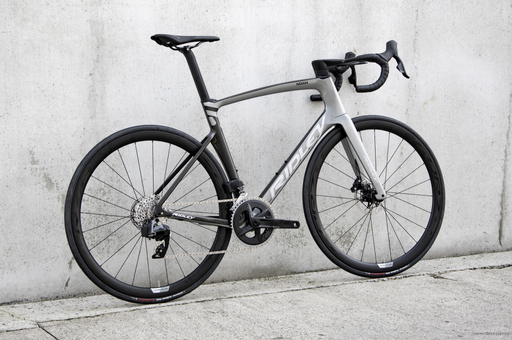Rama szosowa RIDLEY NOAH FAST DISC - kolor 	NFD-03Bs (Black Metallic-Empress Grey Metallic-Pale Slate Grey)