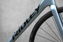 Road bicycle RIDLEY FENIX DISC - 105 Di2 2x12s - color FEN-01Cs (Venice Blue Metallic-Black Metallic-Empress Grey Metallic)