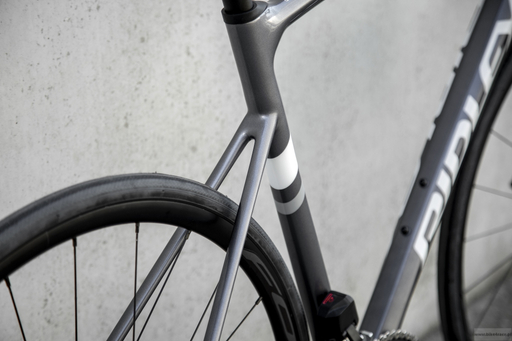 Road bicycle RIDLEY FENIX DISC - 105 2x11s - color FEN-01As (Arctic Grey Metallic-White- Battleship Grey)