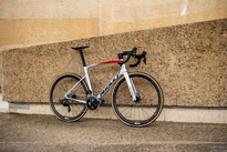 Rower szosowy RIDLEY NOAH DISC  - 105 2x11s - kolor NHD-01Bs (Moonlight Silver-Red-Black)