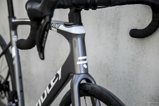 Rower szosowy RIDLEY FENIX DISC - Ultegra 2x11s - kolor FEN-01As (Arctic Grey Metallic-White- Battleship Grey)