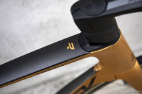 Road bicycle RIDLEY NOAH FAST DISC - 105 Di2 2x12s - color NFD-03Am (Black Metallic-Honey Gold Metallic)