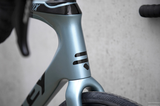Road bicycle RIDLEY FENIX DISC - 105 Di2 2x12s - color FEN-01Cs (Venice Blue Metallic-Black Metallic-Empress Grey Metallic)