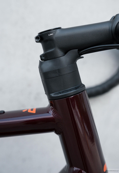 Rower gravel RIDLEY KALAZY - Claris 2x8s - kolor KEC-01Bs (Bourgogne Red Metallic-Orange)